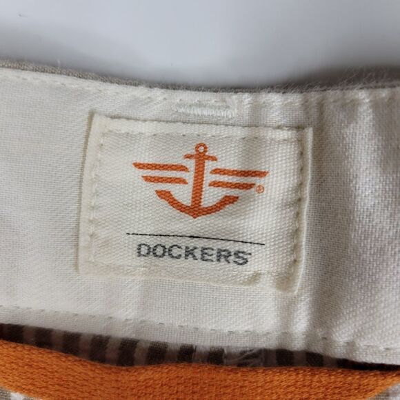 NEW 38 LEVI'S DOCKERS striped Tan white COTTON SHORTS pockets NWT - Picture 6 of 12